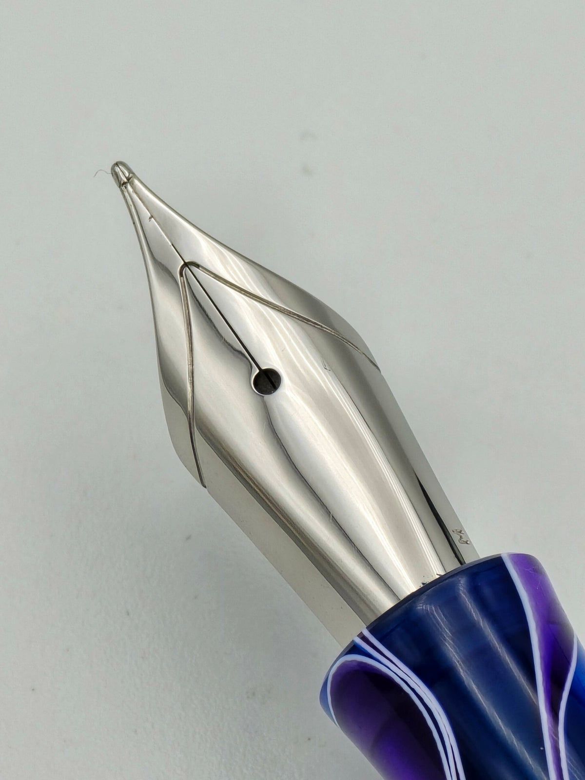 Edison Premier Delphinium - Medium Steel Nib - Pre-Owned