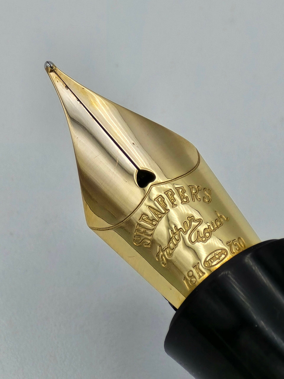 Sheaffer Levenger Connaisseur Blue - 18k Fine Nib - Pre-Owned