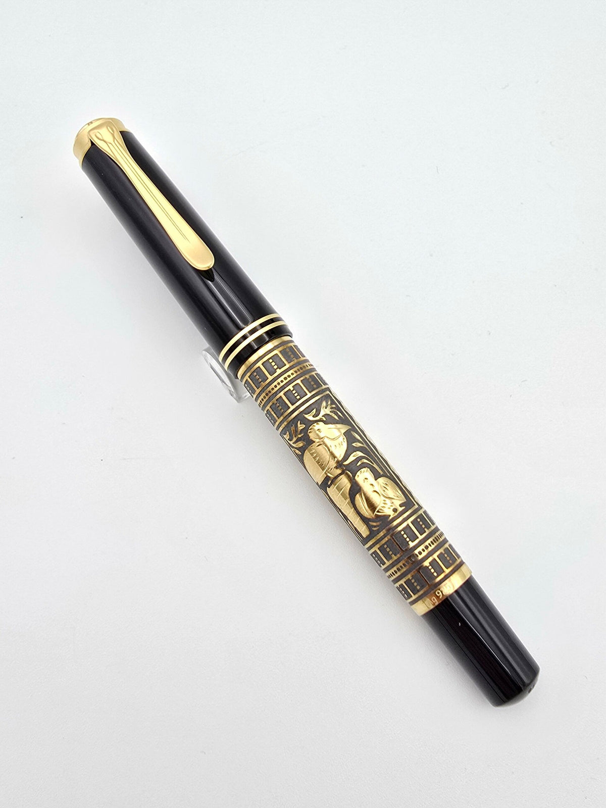 Pelikan M700 Toledo Special Edition - 18C Medium Nib - Pre-Owned