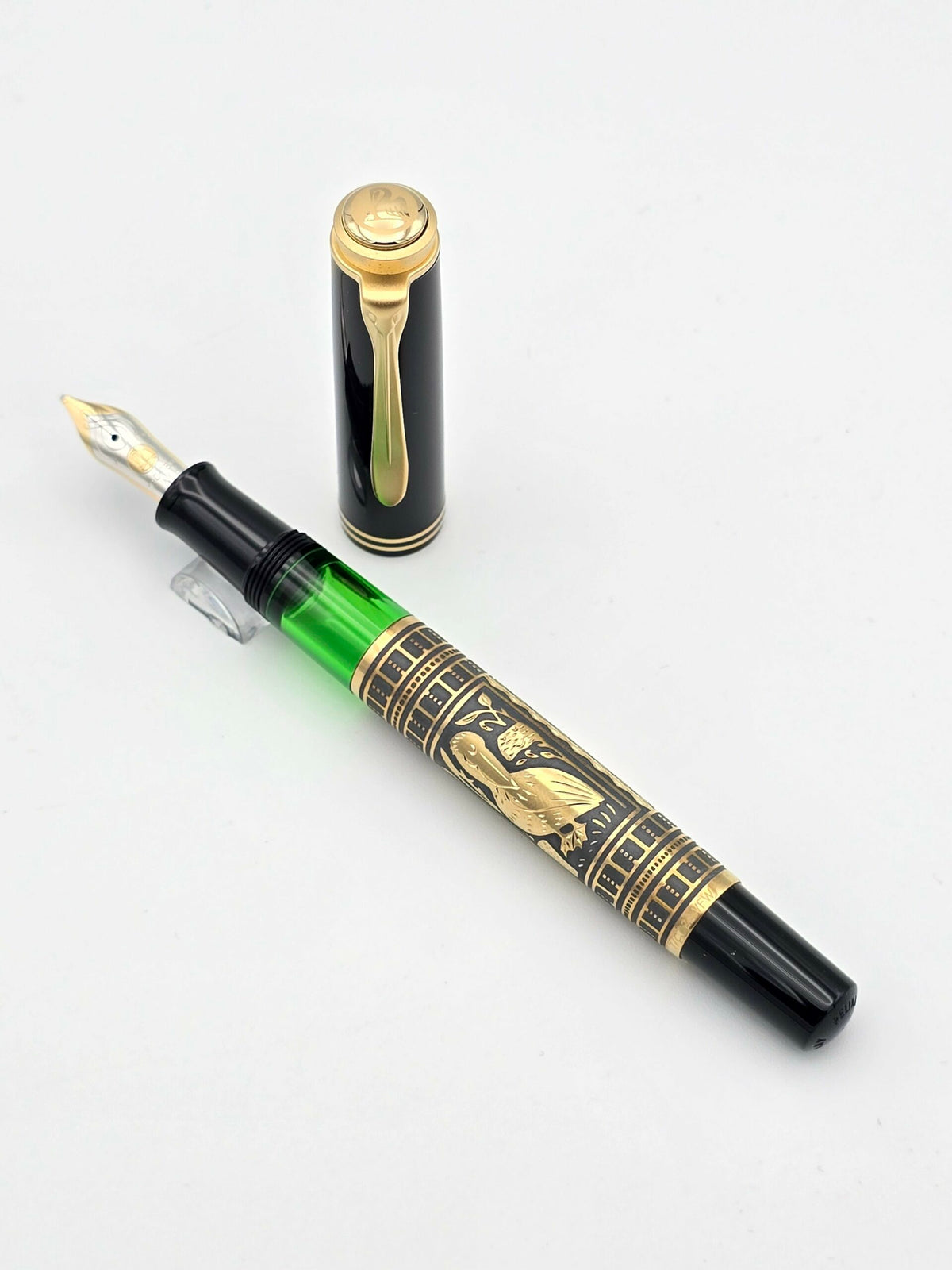 Pelikan M700 Toledo Special Edition - 18C Medium Nib - Pre-Owned