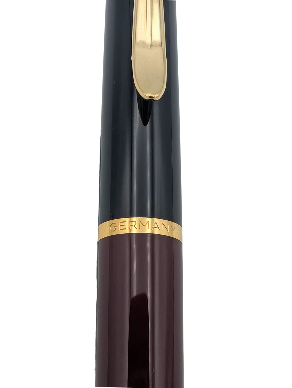Pelikan K200 Black / Burgundy - Ballpoint - Pre-Owned