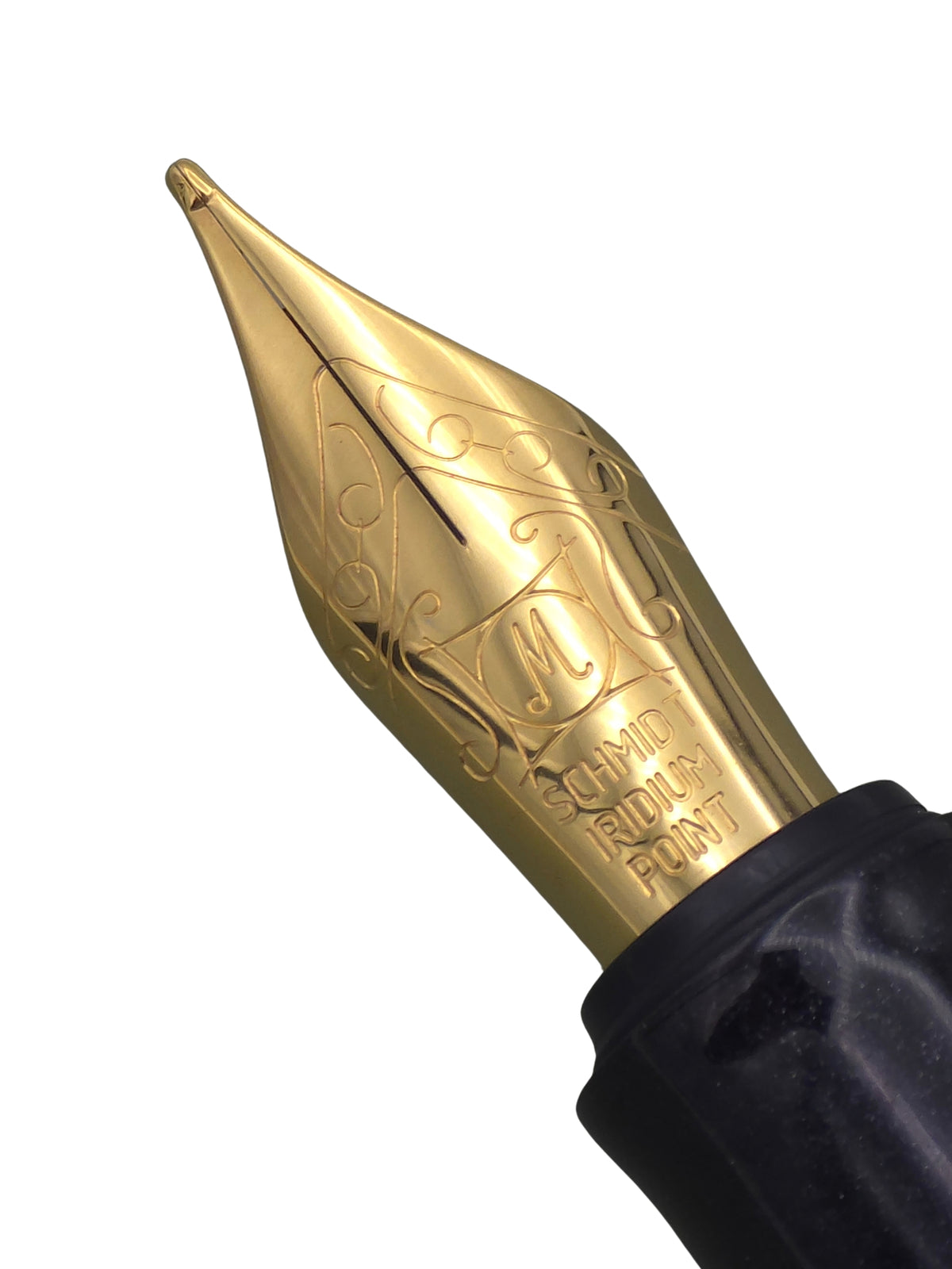 Benu Pixie Smoky Black - Medium Steel Nib - Pre-Owned
