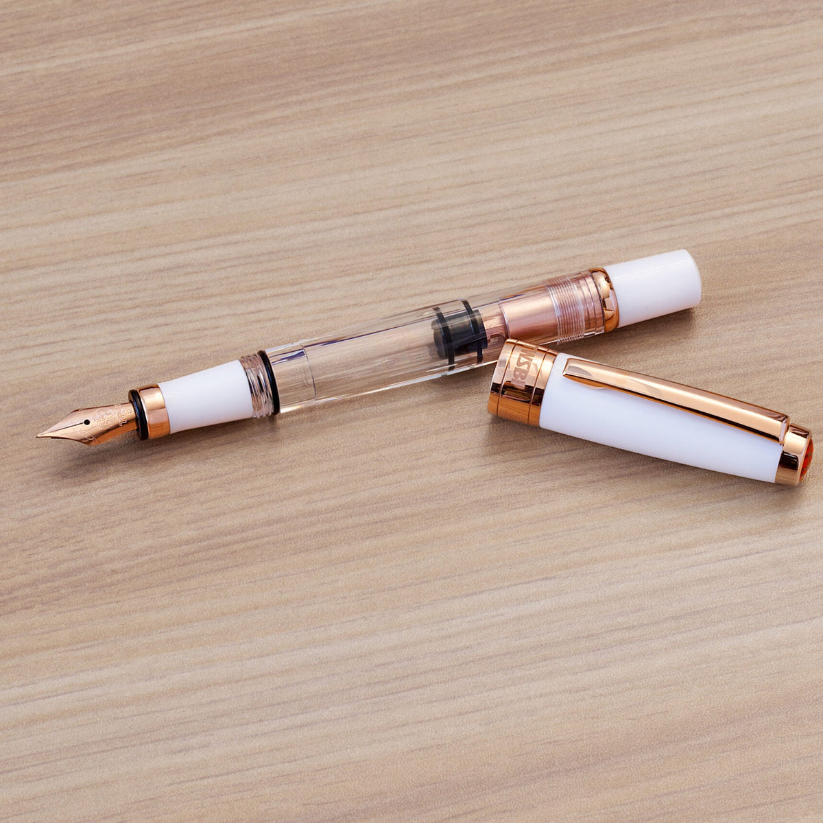 TWSBI DIAMOND 580 WHITE ROSE GOLD II FOUNTAIN PEN