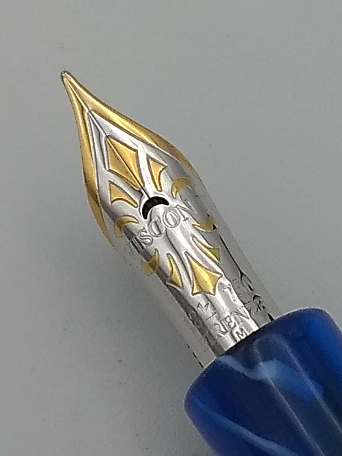 Visconti Empire Blue - 18k Medium & Ballpoint Set - Pre-Owned