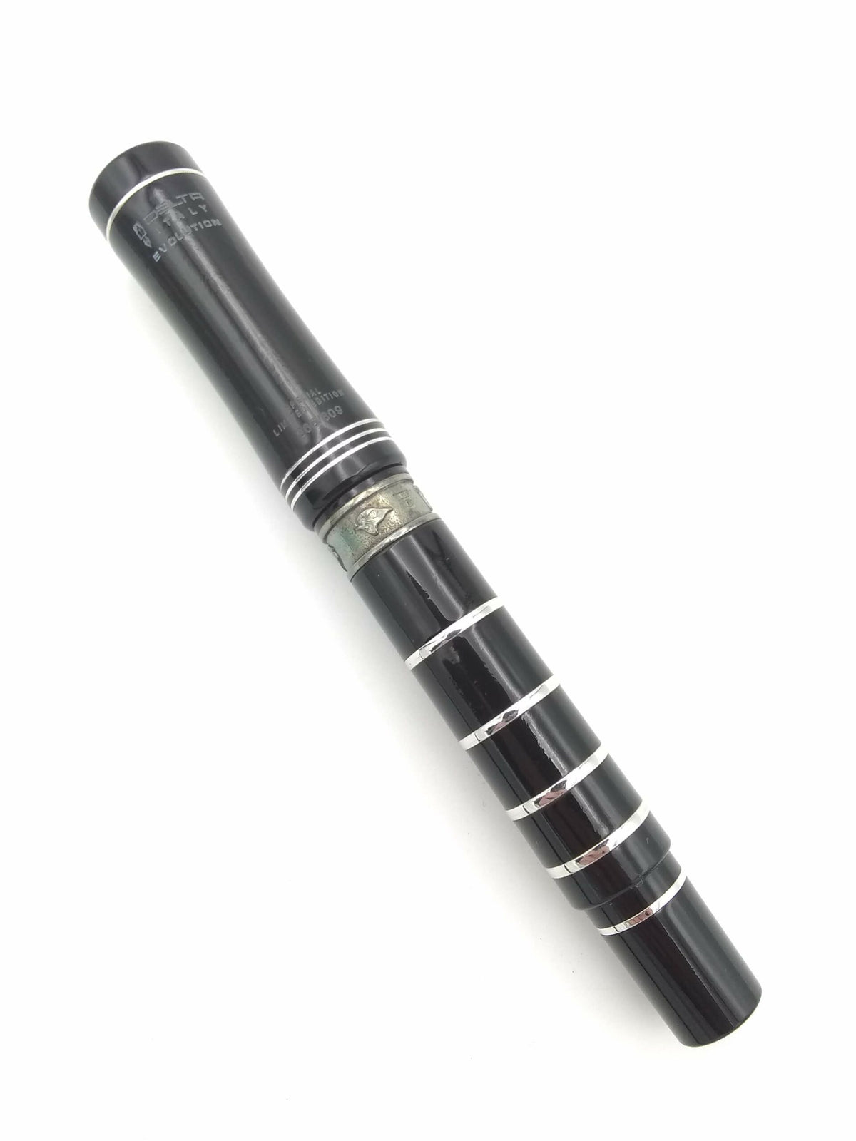 Delta Evolution Black - 18k Fine Nib - Pre-Owned