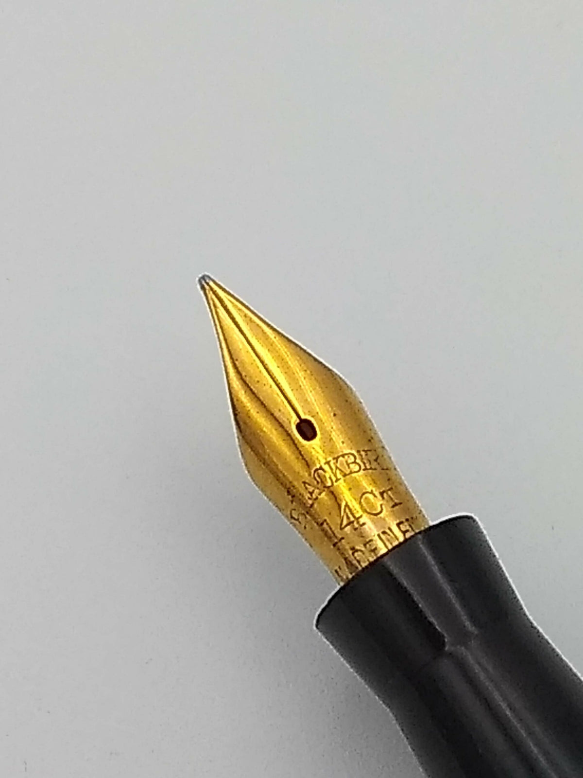 Mabie Todd Swan Black Bird Mottled Grey & Red - 14k Semi Flex Fine Nib - Pre-Owned