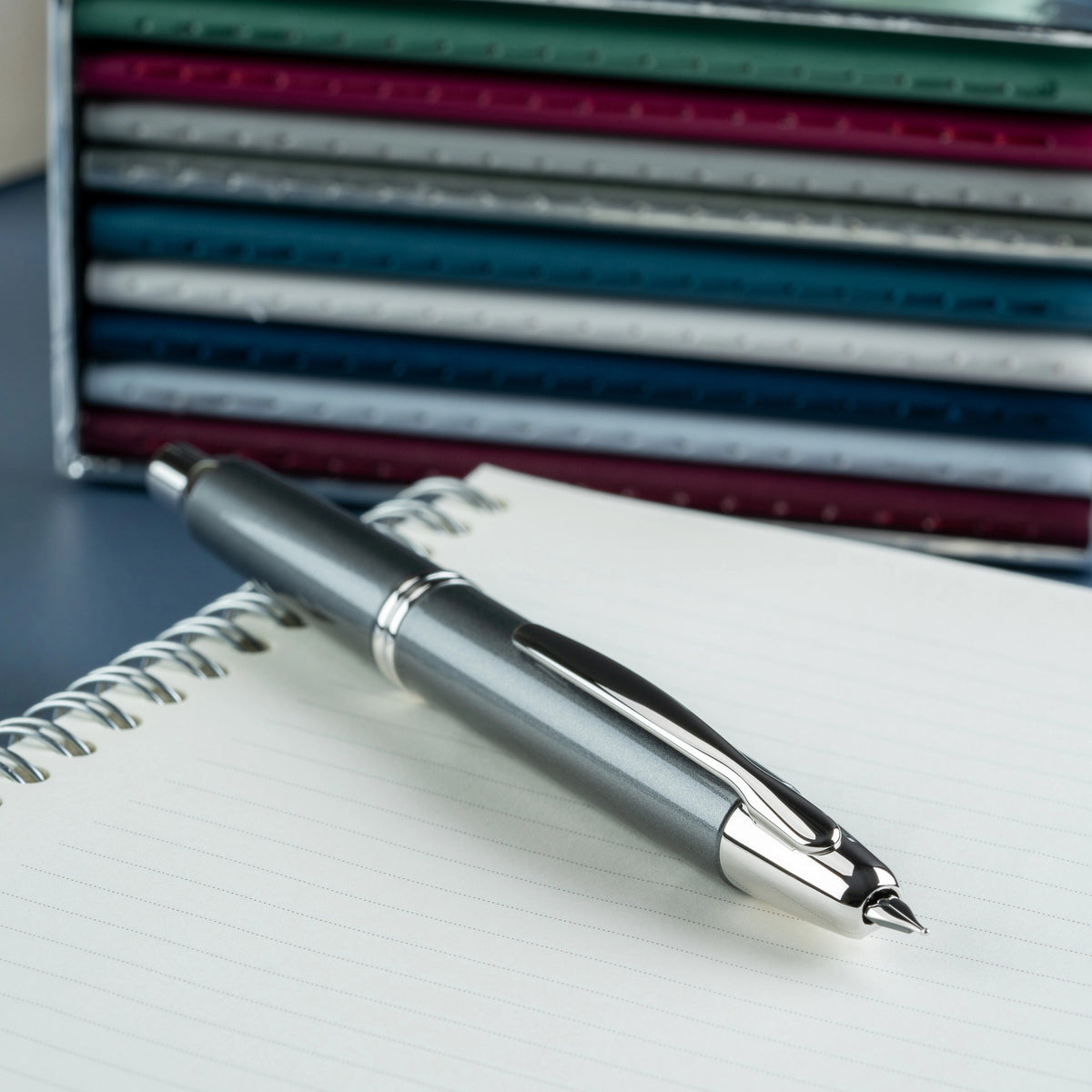 Pilot Vanishing Point Fountain Pen - Gun Metal & Rhodium