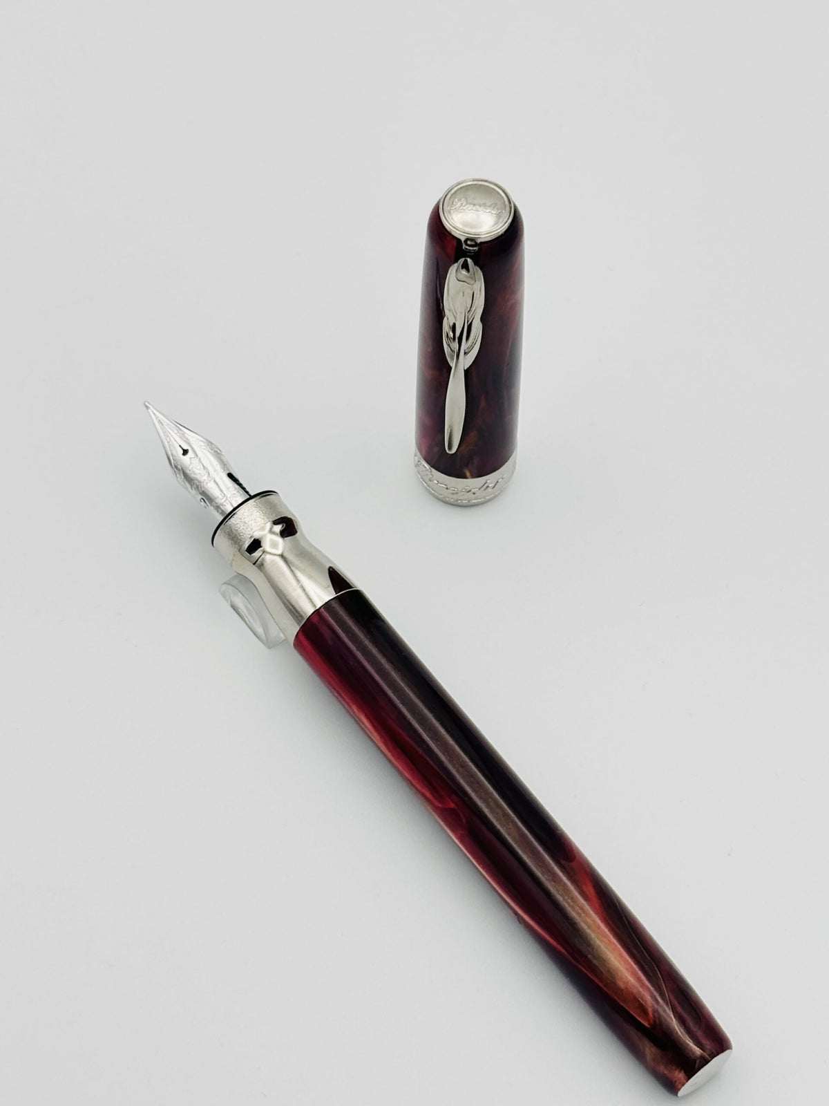 Pineider La Grande Bellezza Rodolite - 14k Medium Nib - Pre-Owned